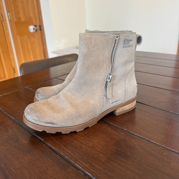 Sorel Emelie Gray Side Zip Waterproof Chelsea Boot - Picture 2 of 6